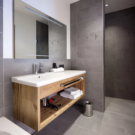 Heimsitz 브릭센임탈