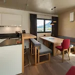 Heimsitz Apartahotel 4*
