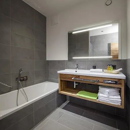 Heimsitz 4* بريكسن ام تاله